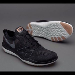 Nike Focus Flyknit shoes